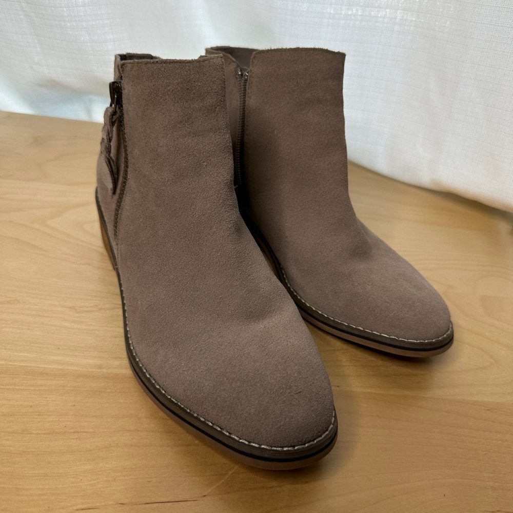 Blondo Liam Brown Suede Ankle Boots waterproof size 9